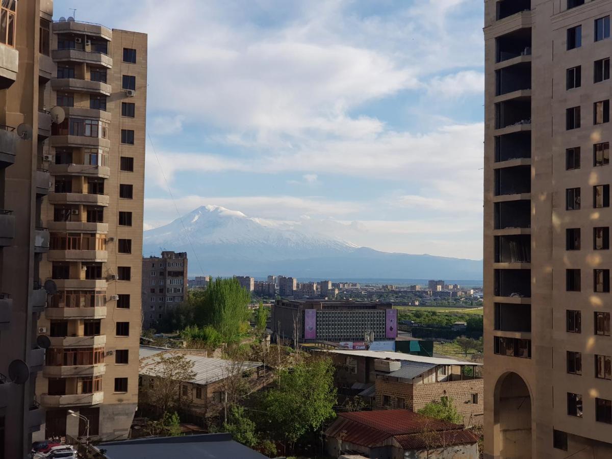 New Downtown Stylish Studio With Mt. Ararat View Jerevan Exteriör bild