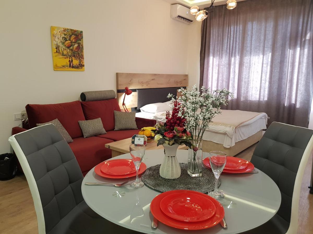 New Downtown Stylish Studio With Mt. Ararat View Jerevan Exteriör bild